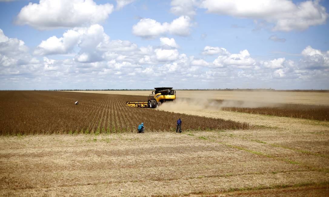 Start-ups invadem o campo, de olho em maior produtividade